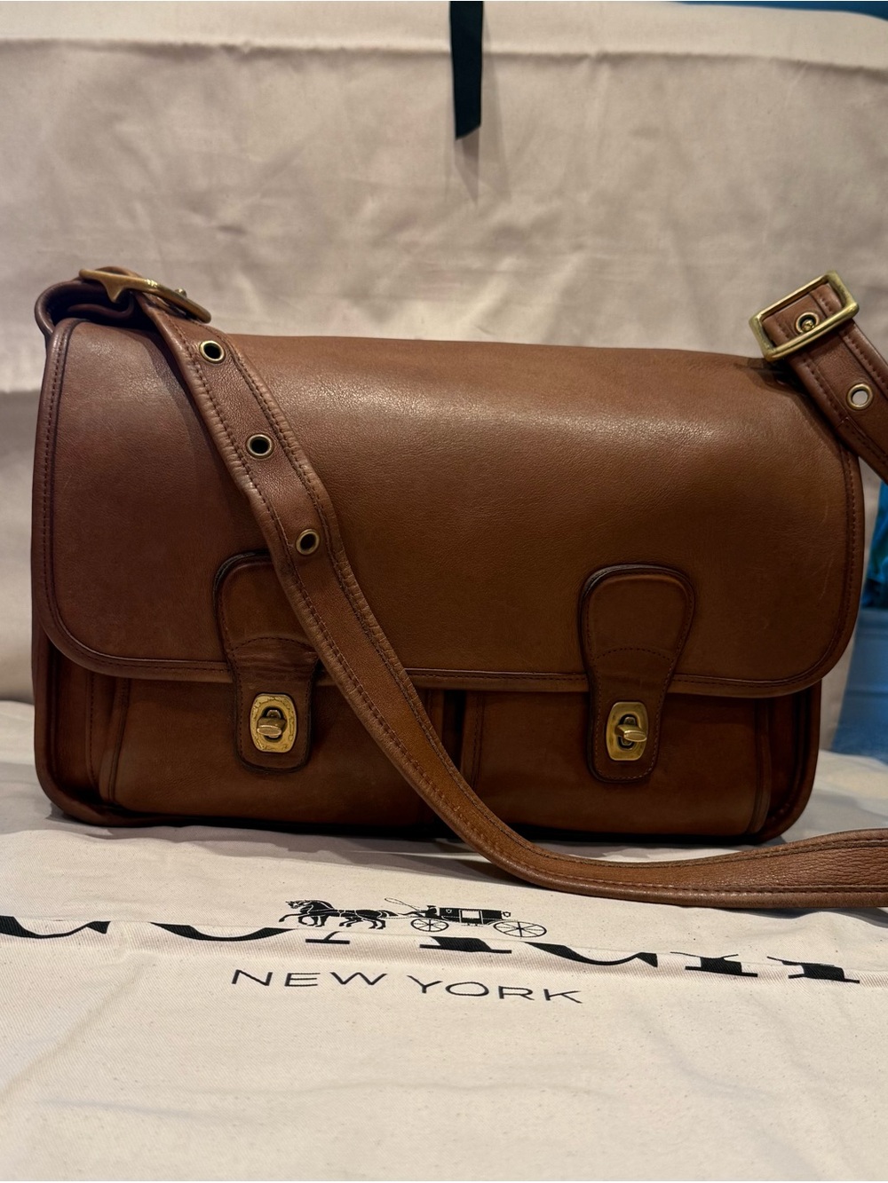 Coach Field Bag 5281